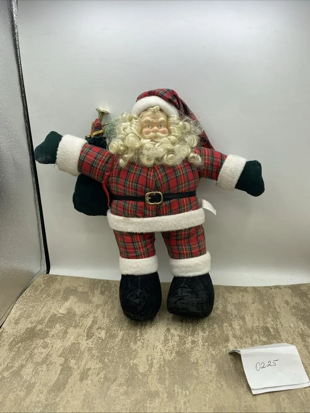 Vintage 13” Tall Christmas Santa Claus Figurine Doll Fabric Body Plastic Head